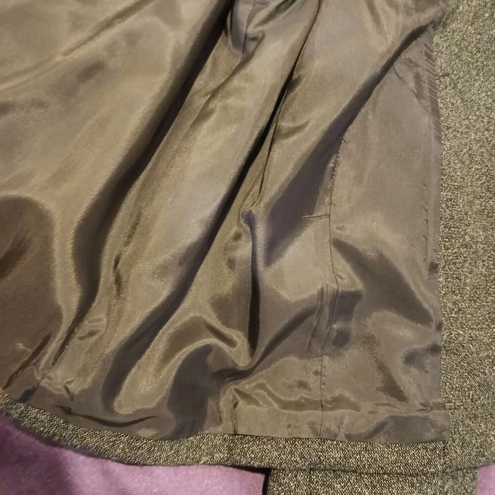 Vintage Woman's Suit Coat - Picture 13 of 13